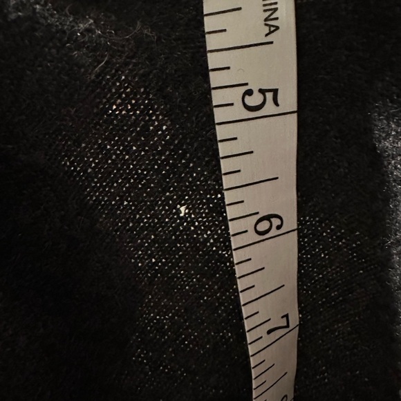 Magaschoni Cashmere Grey Open Sweater Ruffle Trim **Flaw Small Holes size L - Picture 9 of 11